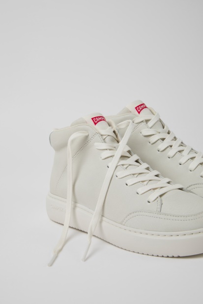 Camper Runner K21 Hvite Sneakers I Ufarget Skinn For Kvinner Nyankomne