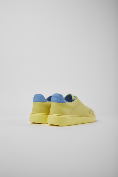 Eksklusive Camper Runner K21 Gule Skinnsneakers For Kvinner