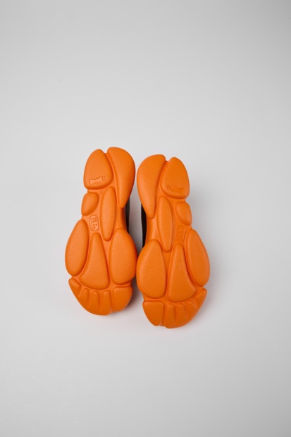 Karst Svart Og Oransje Skinnsko For Kvinner Eksklusiv Campingvogn