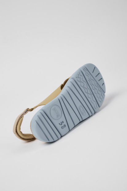 Oruga Beige Skinn Og Tekstilsandaler For Kvinner Eksklusiv Campingvogn