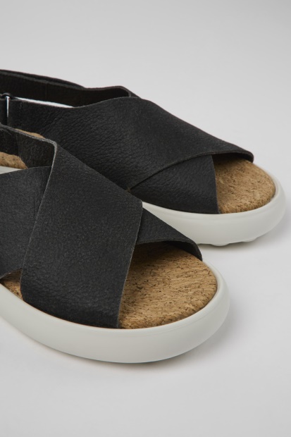 Camper Design Pelotas Flota Svarte Og Hvite Skinnsandaler For Kvinner