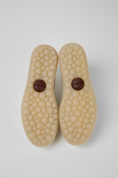 Camper Pelotas Hvite Sneakers I Ufarget Skinn For Nye Kvinner