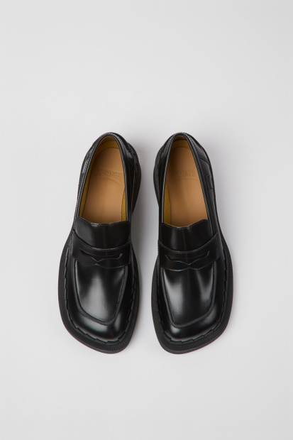 Camper Design Taylor Svarte Loafers I Skinn For Kvinner