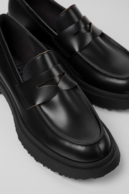 Design Walden Svarte Loafers Bobil I Skinn