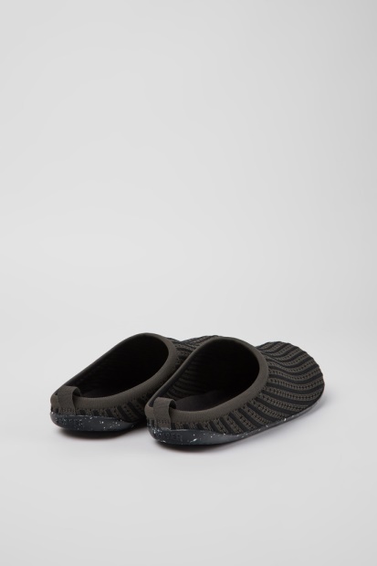 Wabi Flerfargede Tøfler For Menn Eksklusiv Campingvogn