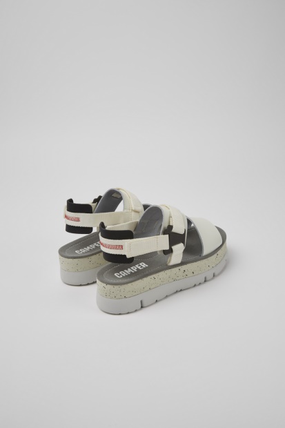 Oruga Opp Hvite Og Svarte Skinnsandaler For Kvinner Eksklusiv Campingvogn