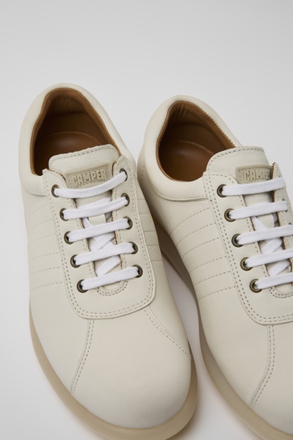 Design Pelotas Hvit Sko For Kvinnelige Campingvogner