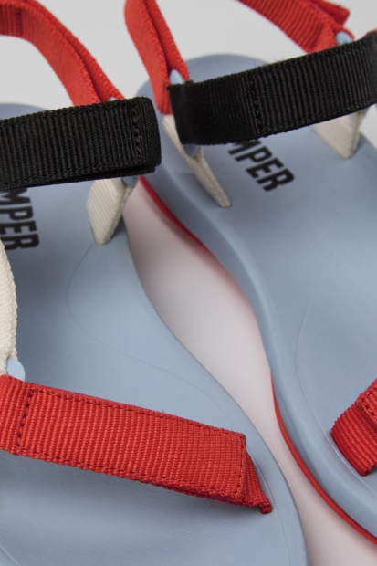 Design Matcher Røde Hvite Og Svarte Sandaler For Kvinnelige Campingvogner