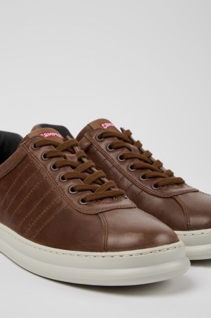 Runner Brown Sneakers For Menn Eksklusiv Camper