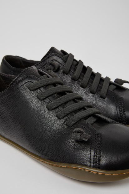 Design Peu Svarte Fritidssko For Damecamper